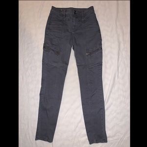 Zipper Detail Skinny Jeans